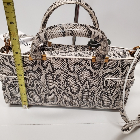 STEVE MADDEN BMEAD CROSSBODY BAG SATCHEL W HORSE TASSEL CHARM - Picture 4 of 7